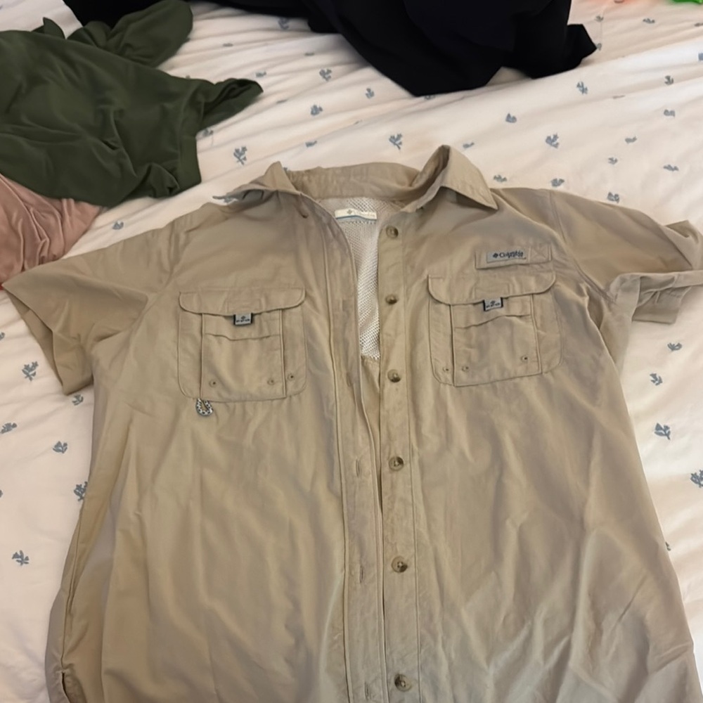 Columbia Tan Casual Button Down Shirt